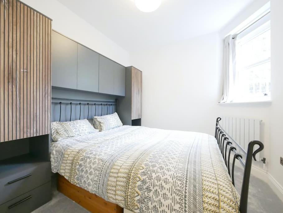 Newly Refurbished 2 Bed Apartment In Paddington Londyn Zewnętrze zdjęcie